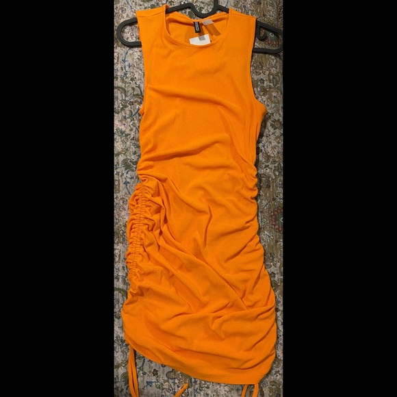 Mini dress from H&M never worn - Picture 1 of 1